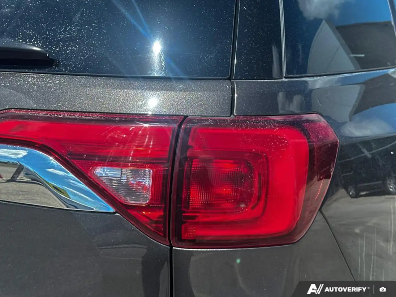 GMC Acadia снимка GMC Acadia