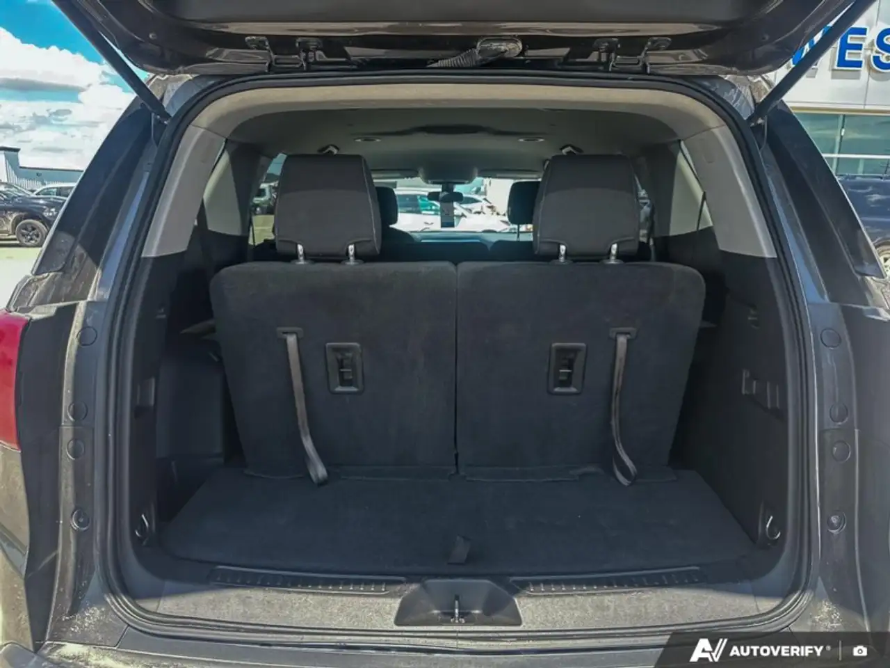 GMC Acadia снимка GMC Acadia