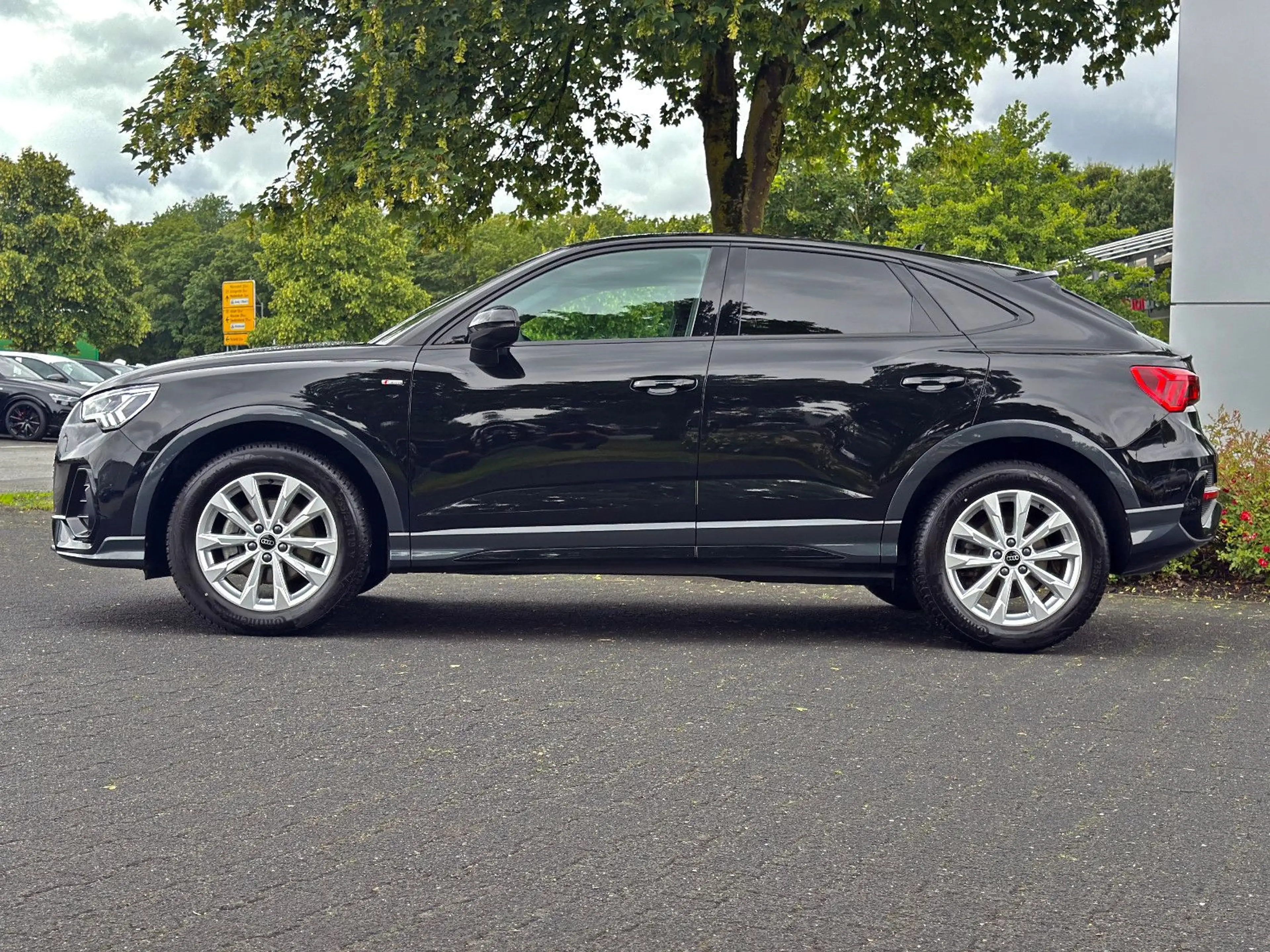 Audi Q3 Sportback 35TFSI S LINE BLACK LED NAV+ ACC VC — photo 4