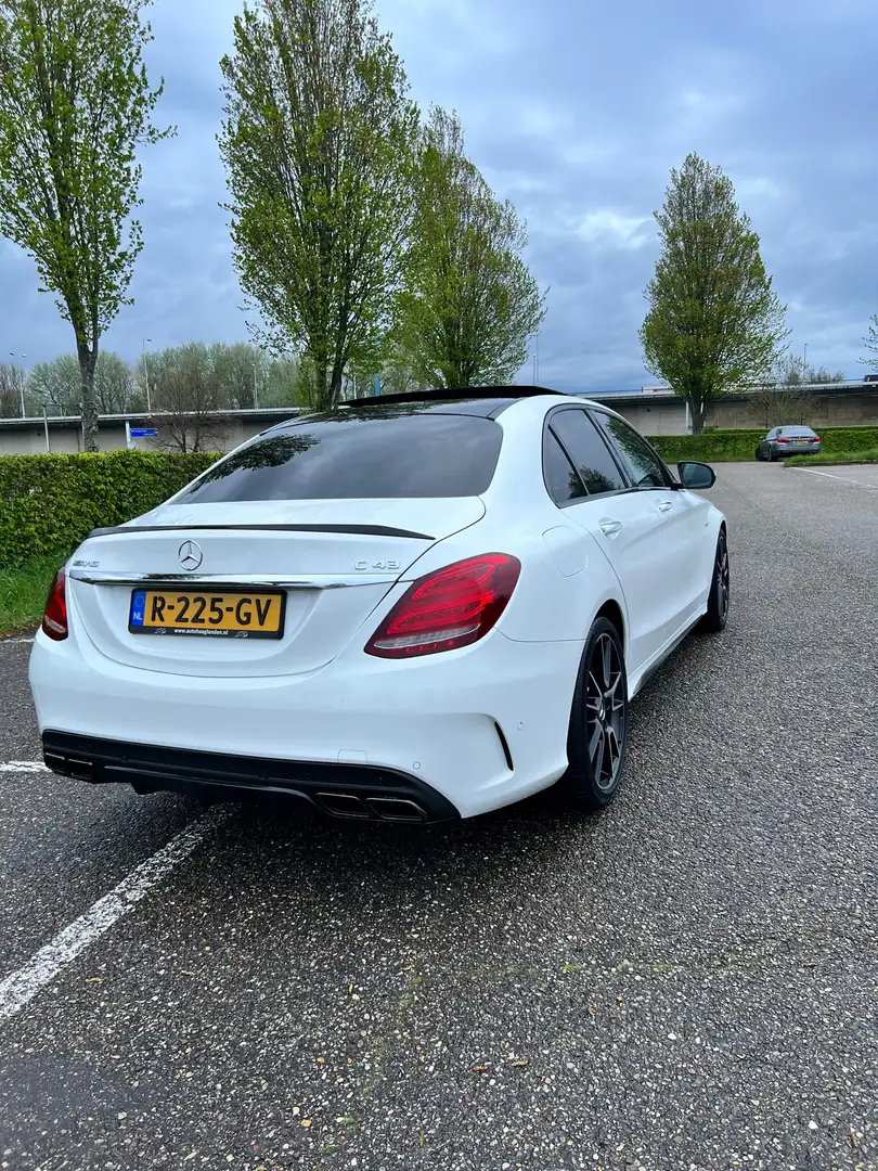 Mercedes-Benz C 43 AMG 4MATIC Performance Wit - 2