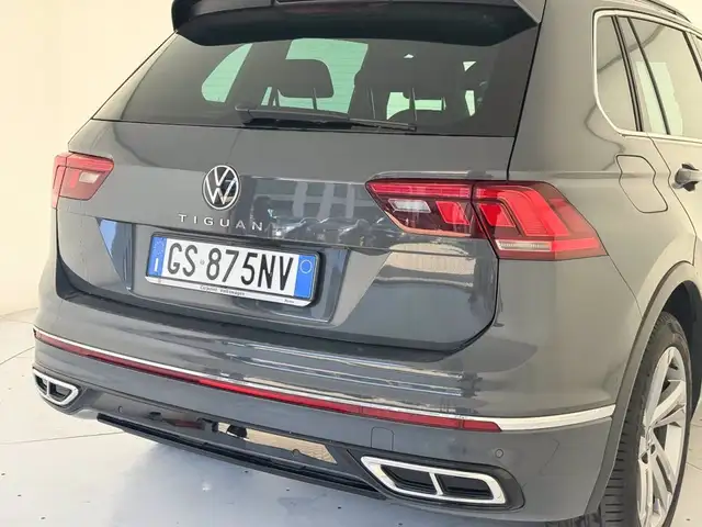 Volkswagen Tiguan view 18