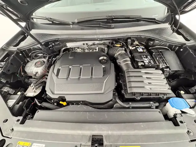 Volkswagen Tiguan view 13