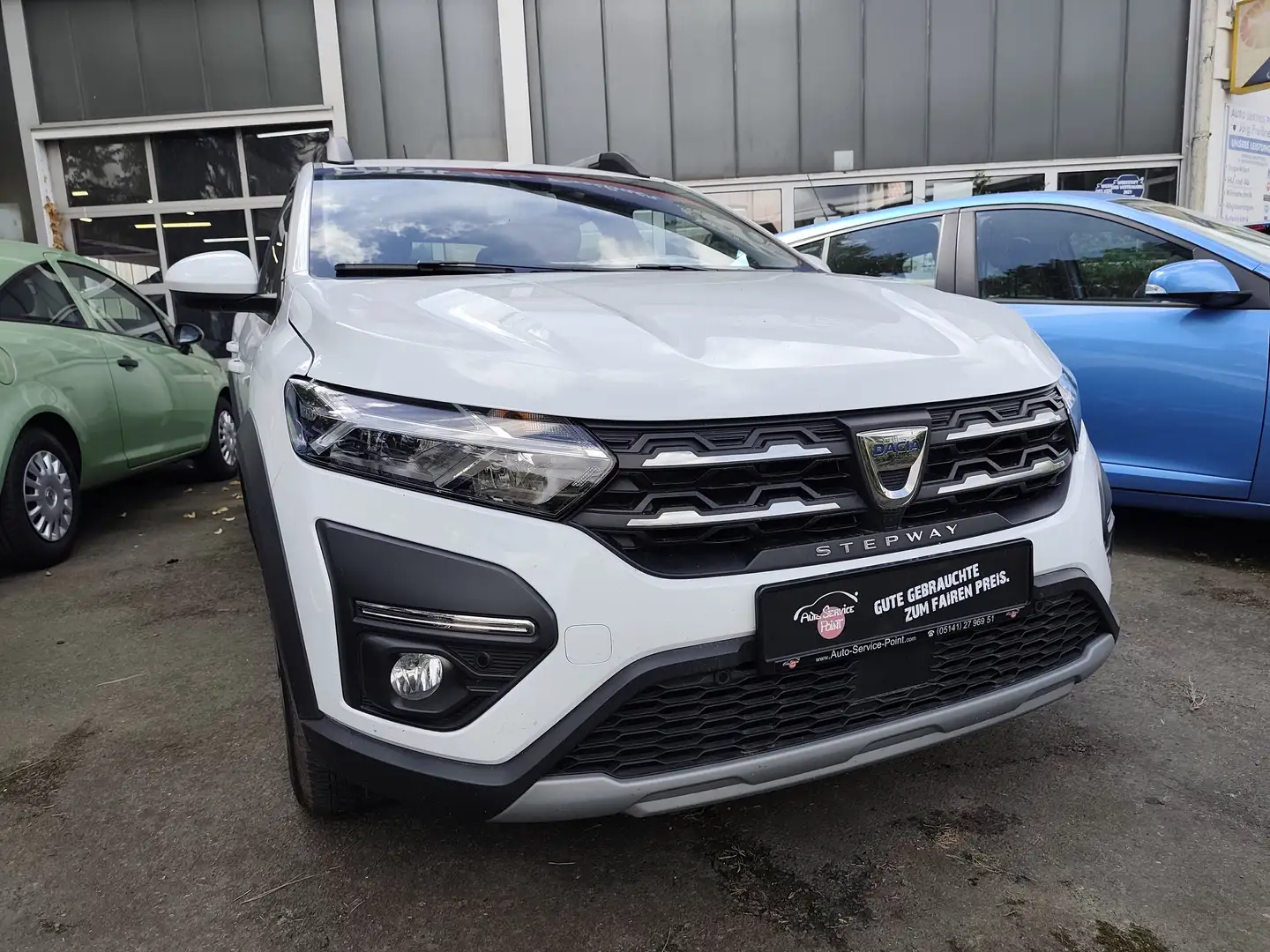 Dacia Sandero Stepway Comfort Navi AHK , Allwetterreifen Weiß - 2