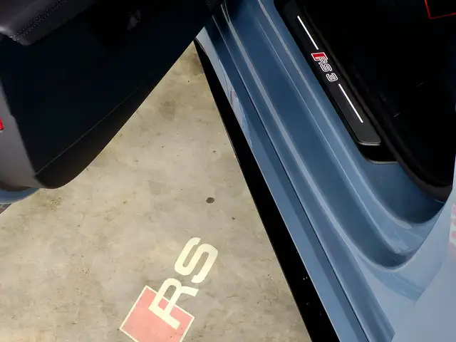 Audi RS3 view 10