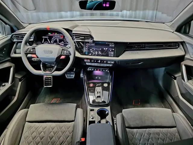Audi RS3 view 11