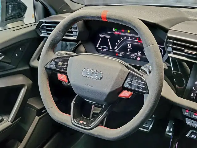 Audi RS3 view 12