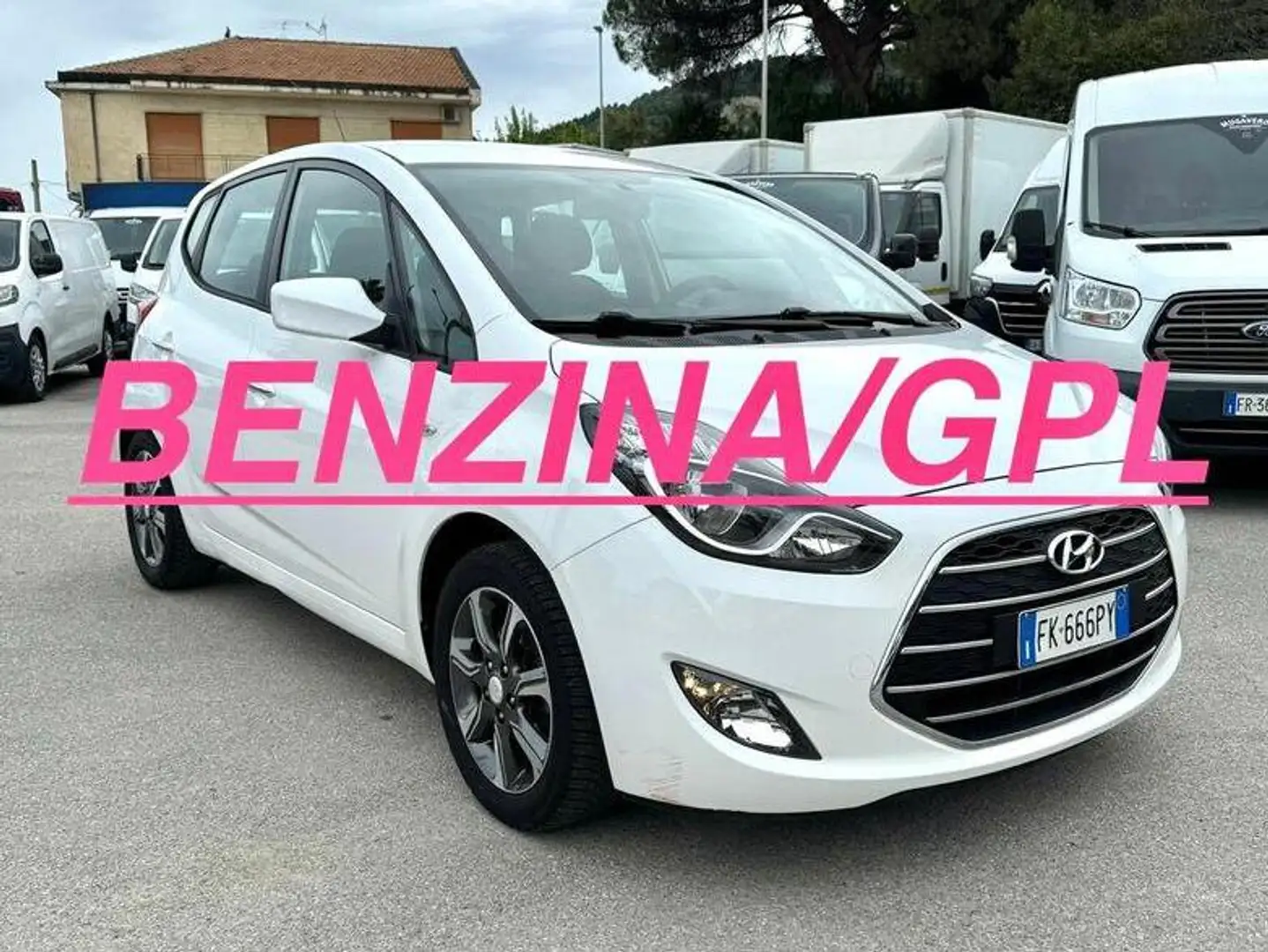 Hyundai iX20 1.4mpi 90cv BENZINA/GPL Bianco - 1