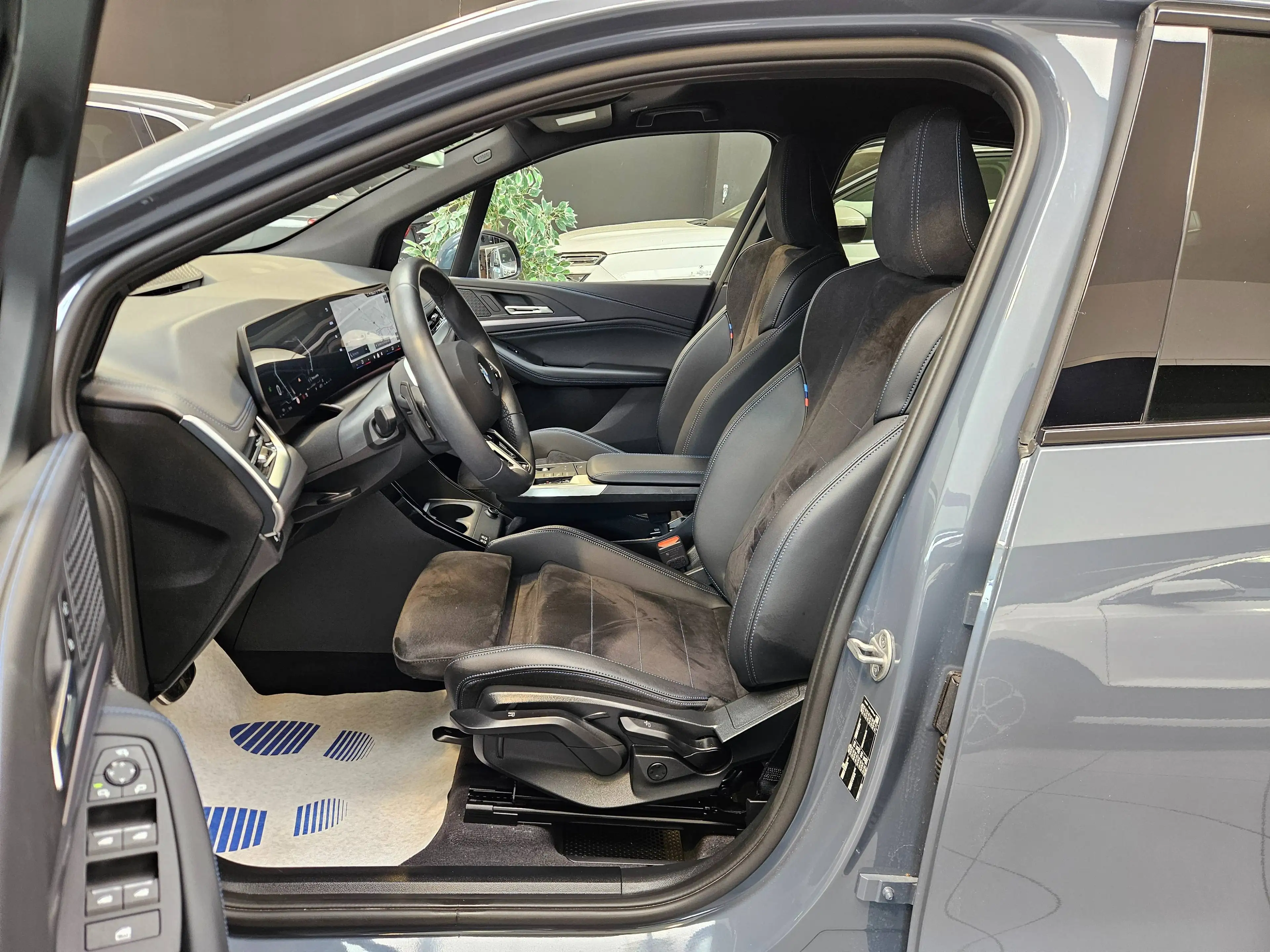 BMW 220 ACTIVE TOURER 220iA MHEV,PACK M ,AUTO,CUIR MASSANT,PHARES LED,CAMERA,GPS,ANDROID,GARANTIE CONSTRUCTEUR — photo 10