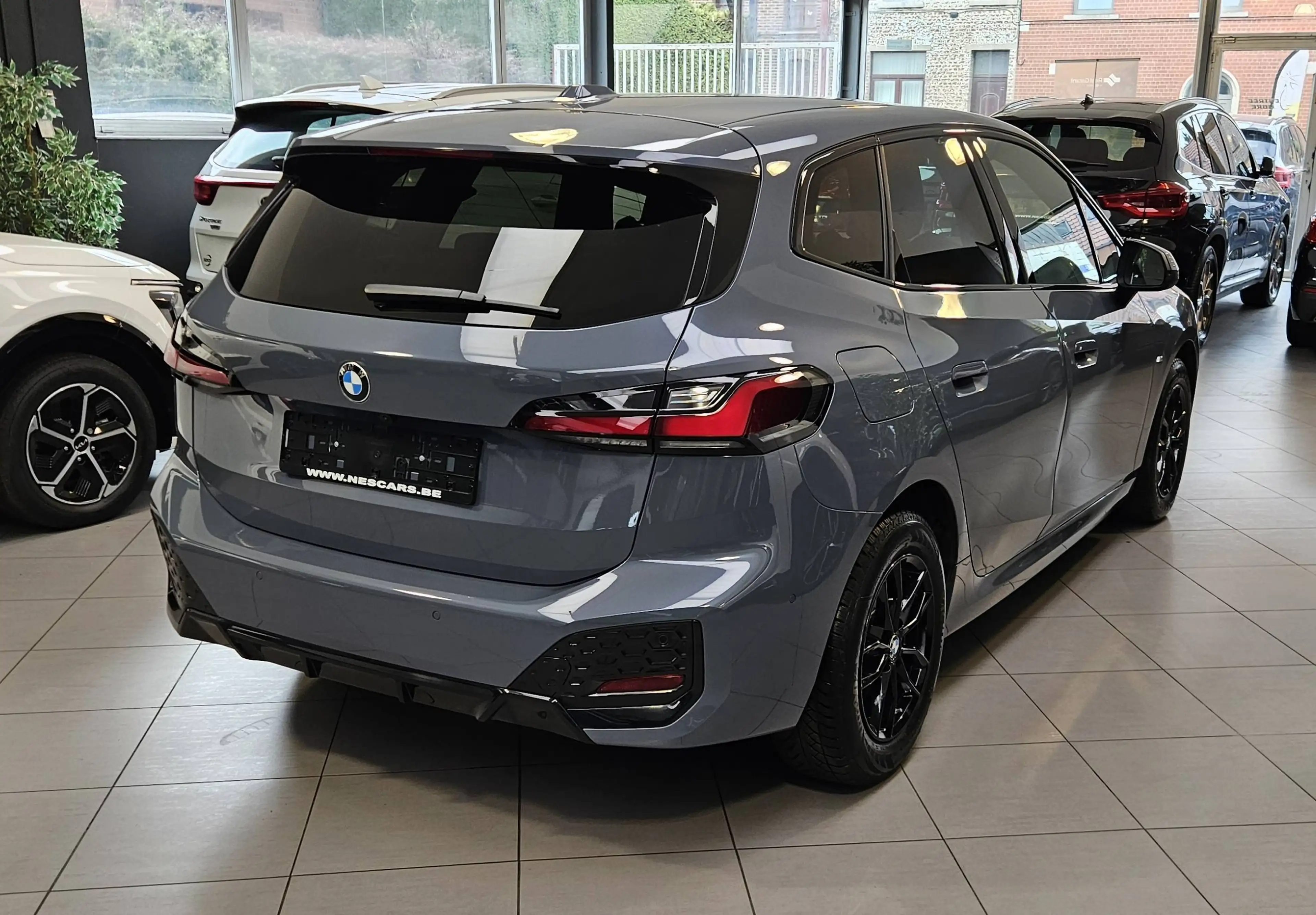 BMW 220 ACTIVE TOURER 220iA MHEV,PACK M ,AUTO,CUIR MASSANT,PHARES LED,CAMERA,GPS,ANDROID,GARANTIE CONSTRUCTEUR — photo 4