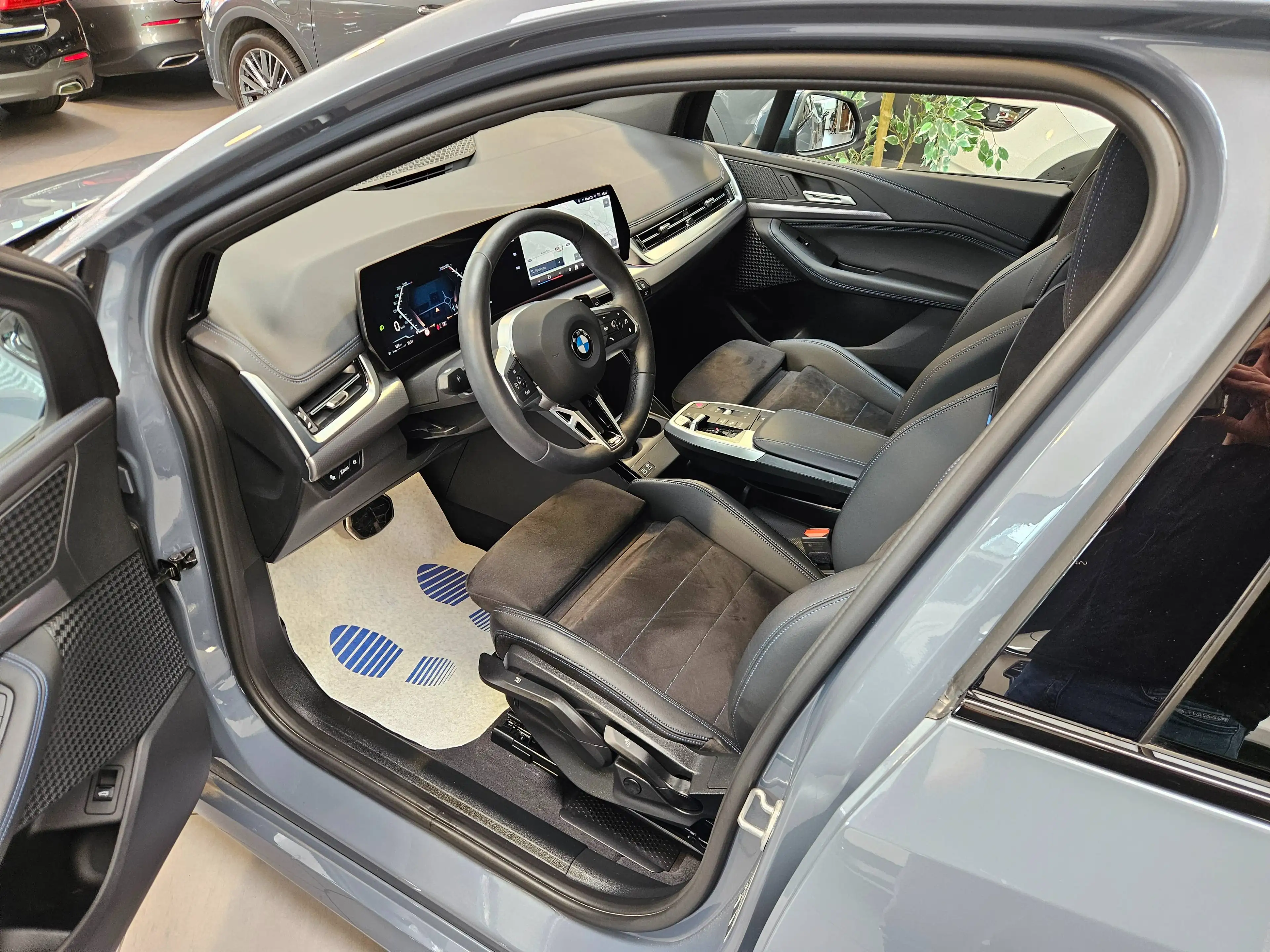 BMW 220 ACTIVE TOURER 220iA MHEV,PACK M ,AUTO,CUIR MASSANT,PHARES LED,CAMERA,GPS,ANDROID,GARANTIE CONSTRUCTEUR — photo 12