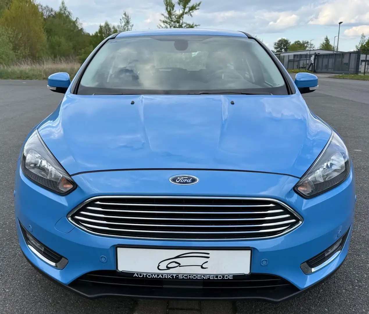Ford Focus Turnier Titanium Navi 17" Ahk 1.Hd Rentner Blauw - 2
