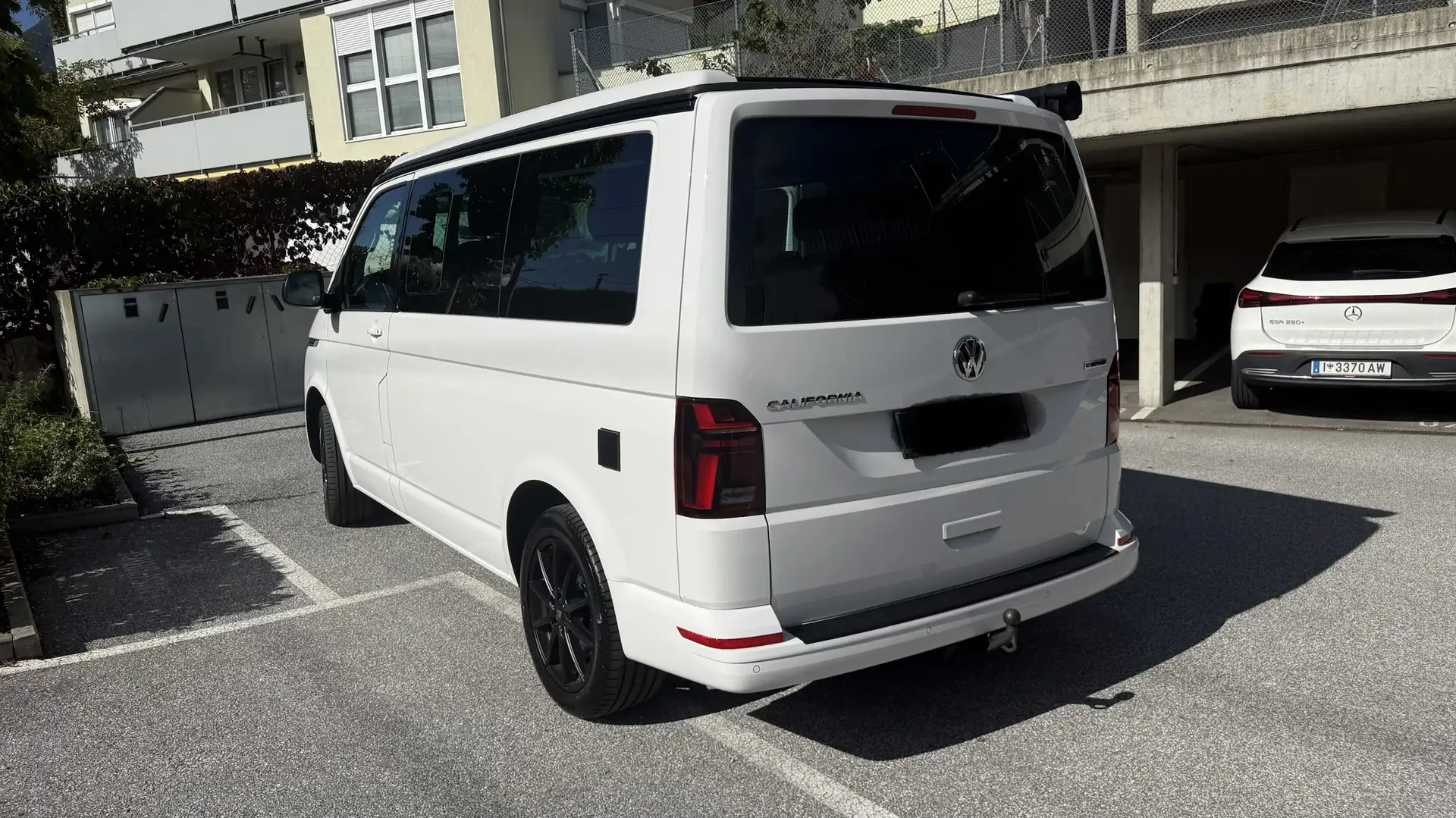 Volkswagen T6 California California Beach 2,0 TDI 4Motion Beach Weiß - 2