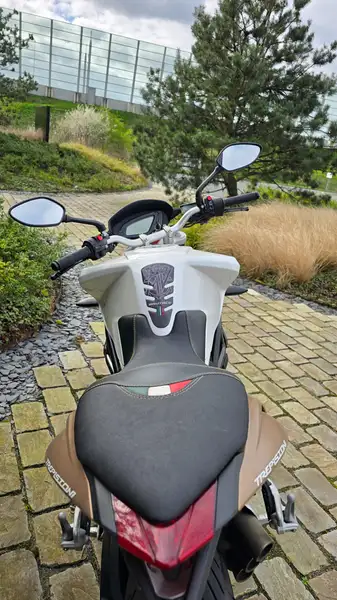 MV Agusta Brutale 675 - foto 3