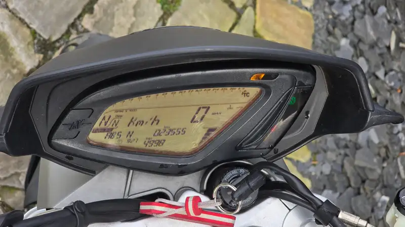 MV Agusta Brutale 675 - foto 4