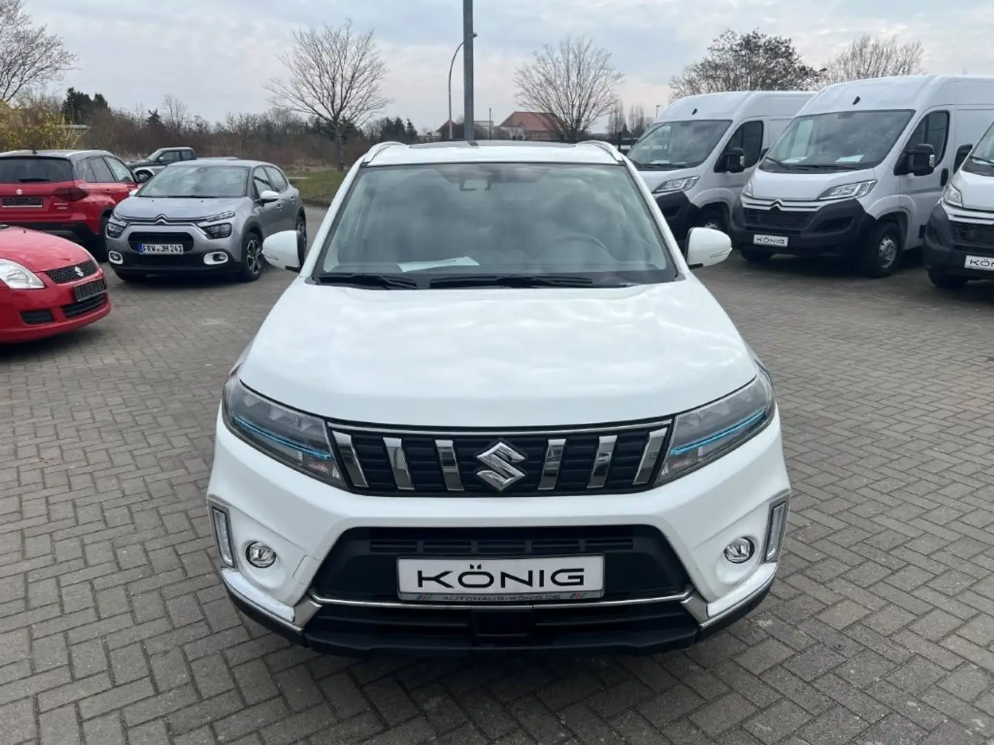 Suzuki Vitara Automatik Klimaauto. PDC LED Fehér - 2