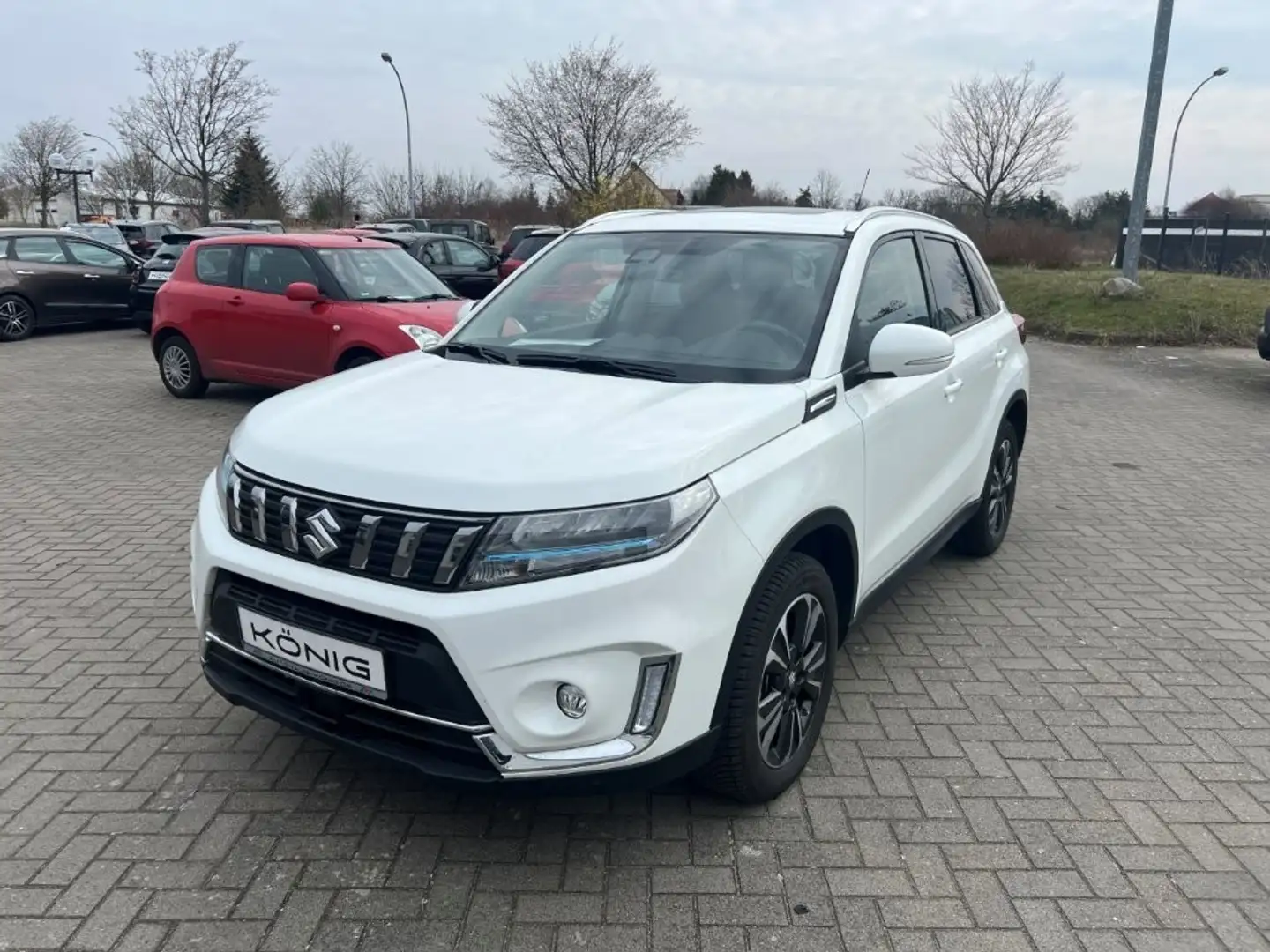 Suzuki Vitara Automatik 1.5 COMFORT+ AGS Automatik*LED Weiß - 1