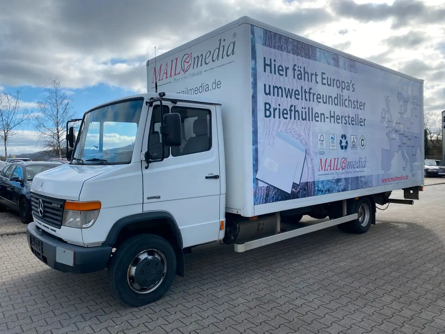 Mercedes-Benz 816d Vario Koffer Blanco - 1