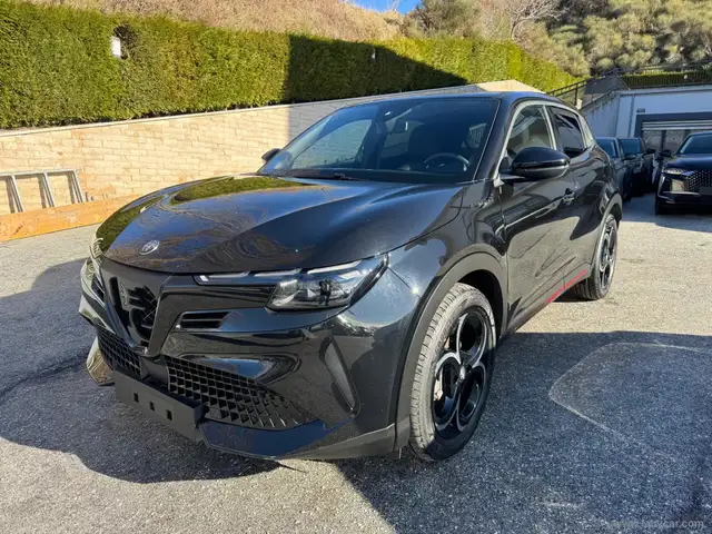 Alfa Romeo Junior 1.2 145 CV Hybrid eDCT6 Speciale