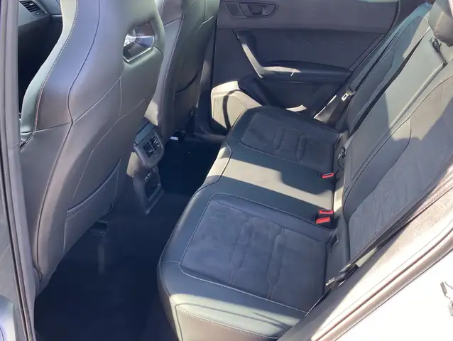 Cupra Ateca view 10
