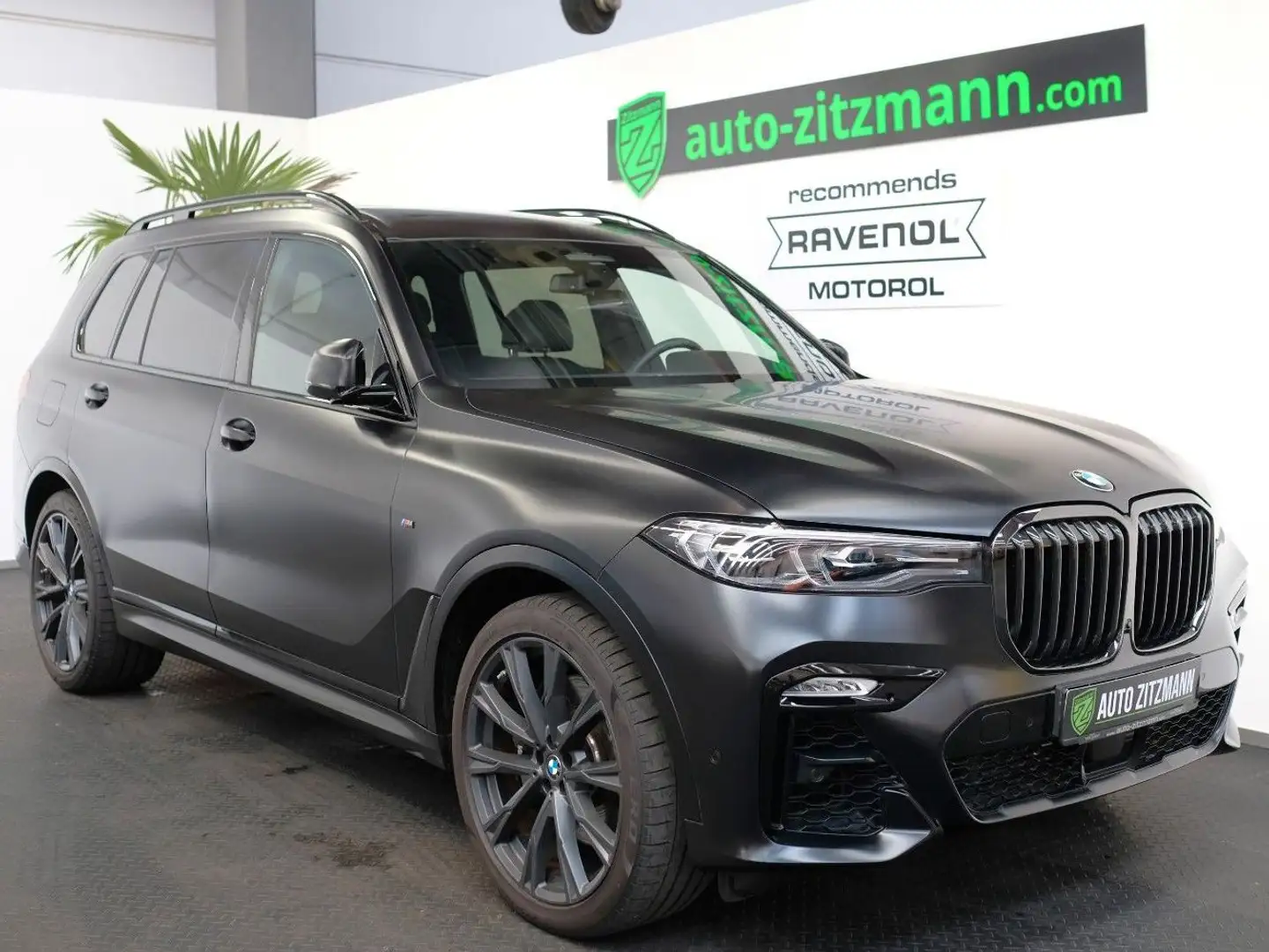 BMW X7M50i MATT/M-AERODYN./1.HAND/PANO/H&K/7-SITZER Schwarz - 1