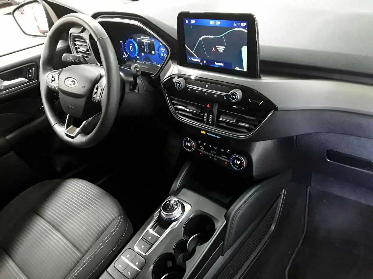 Ford Kuga 2.5 Duratec PHEV TITANIUM, миниатюра 12
