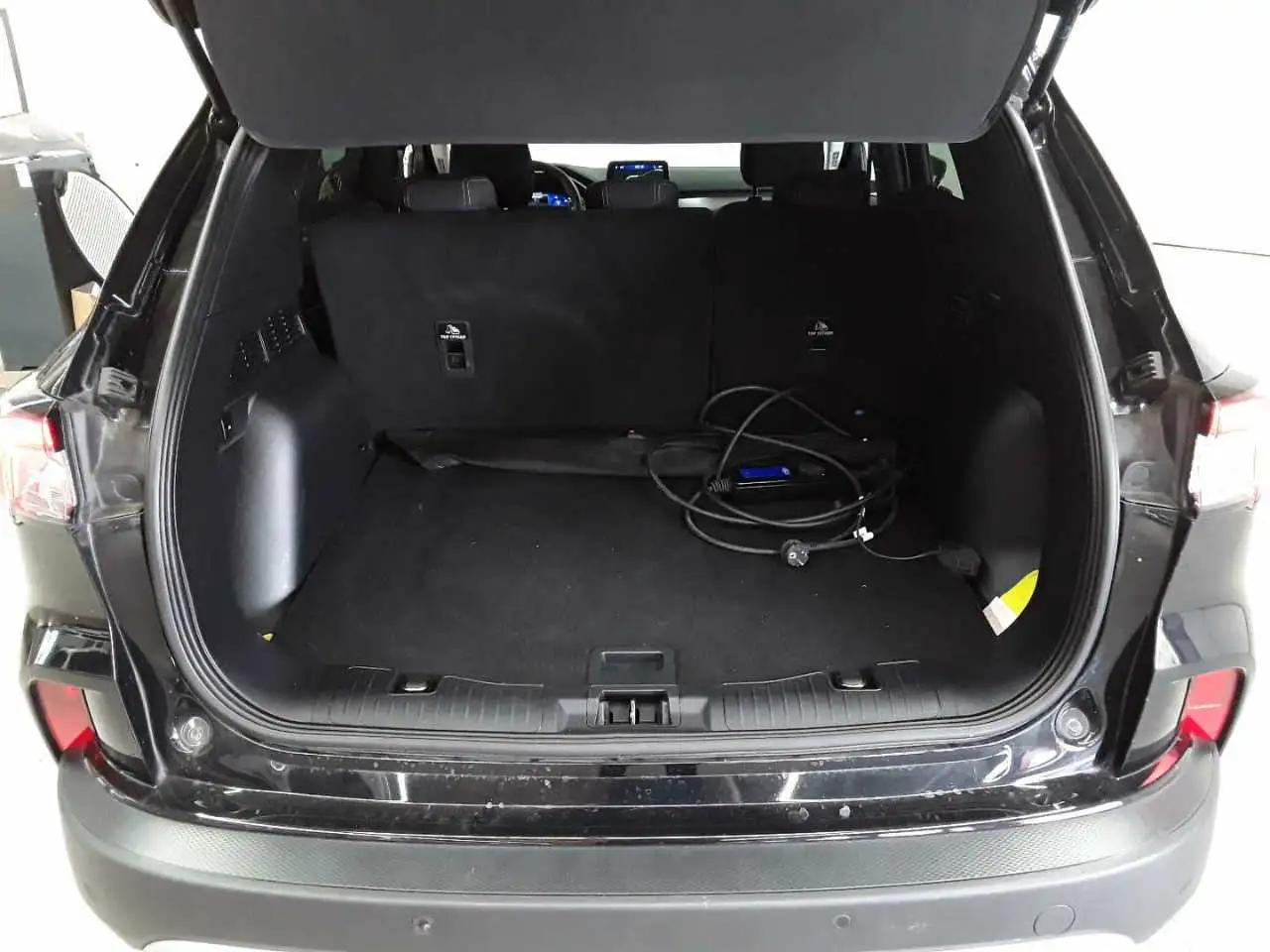 Ford Kuga 2.5 Duratec PHEV TITANIUM, миниатюра 8