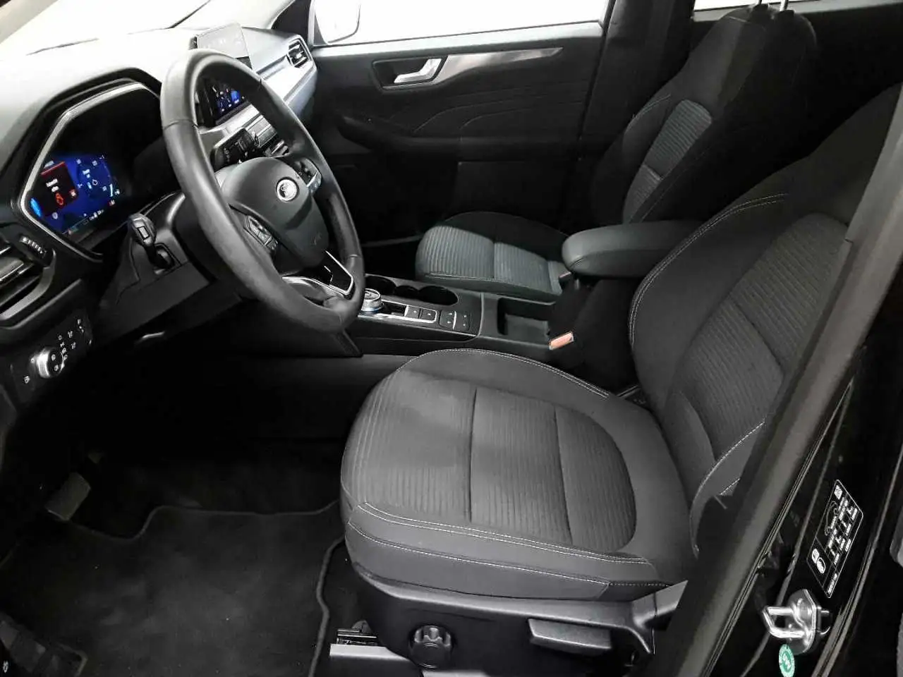 Ford Kuga 2.5 Duratec PHEV TITANIUM, миниатюра 3