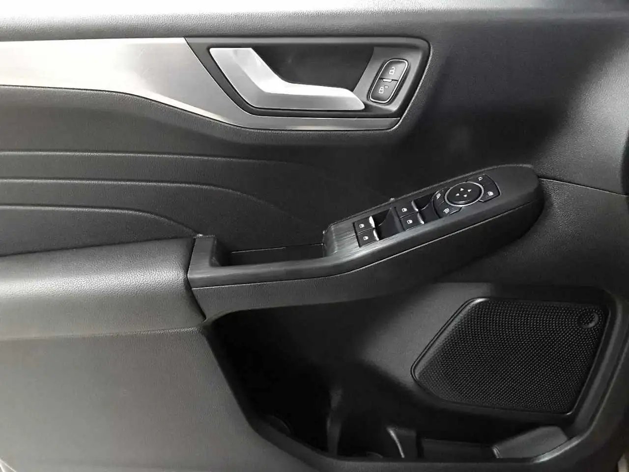 Ford Kuga 2.5 Duratec PHEV TITANIUM, миниатюра 4
