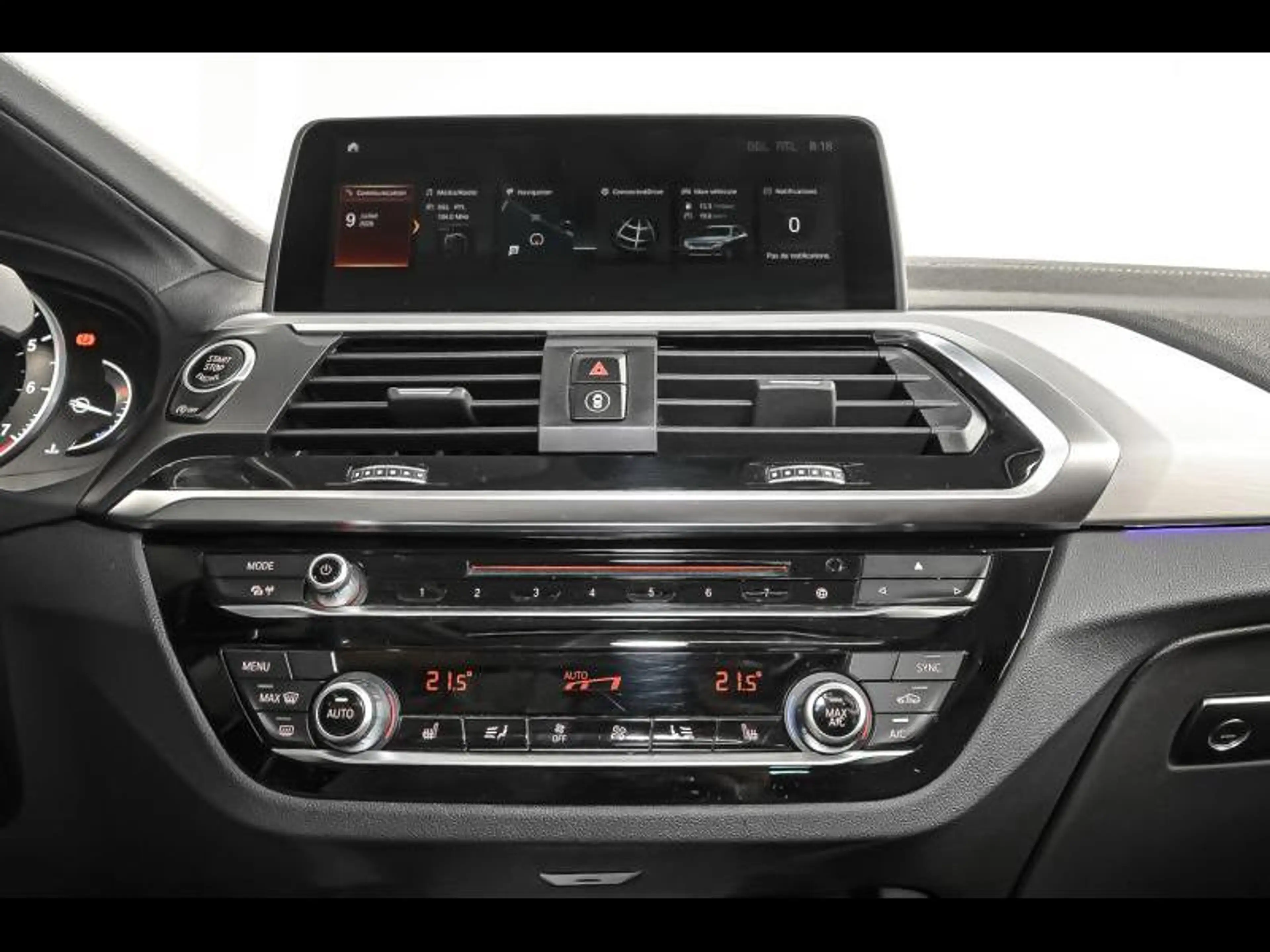 BMW X3 xDrive20i - Luxury Line — photo 12