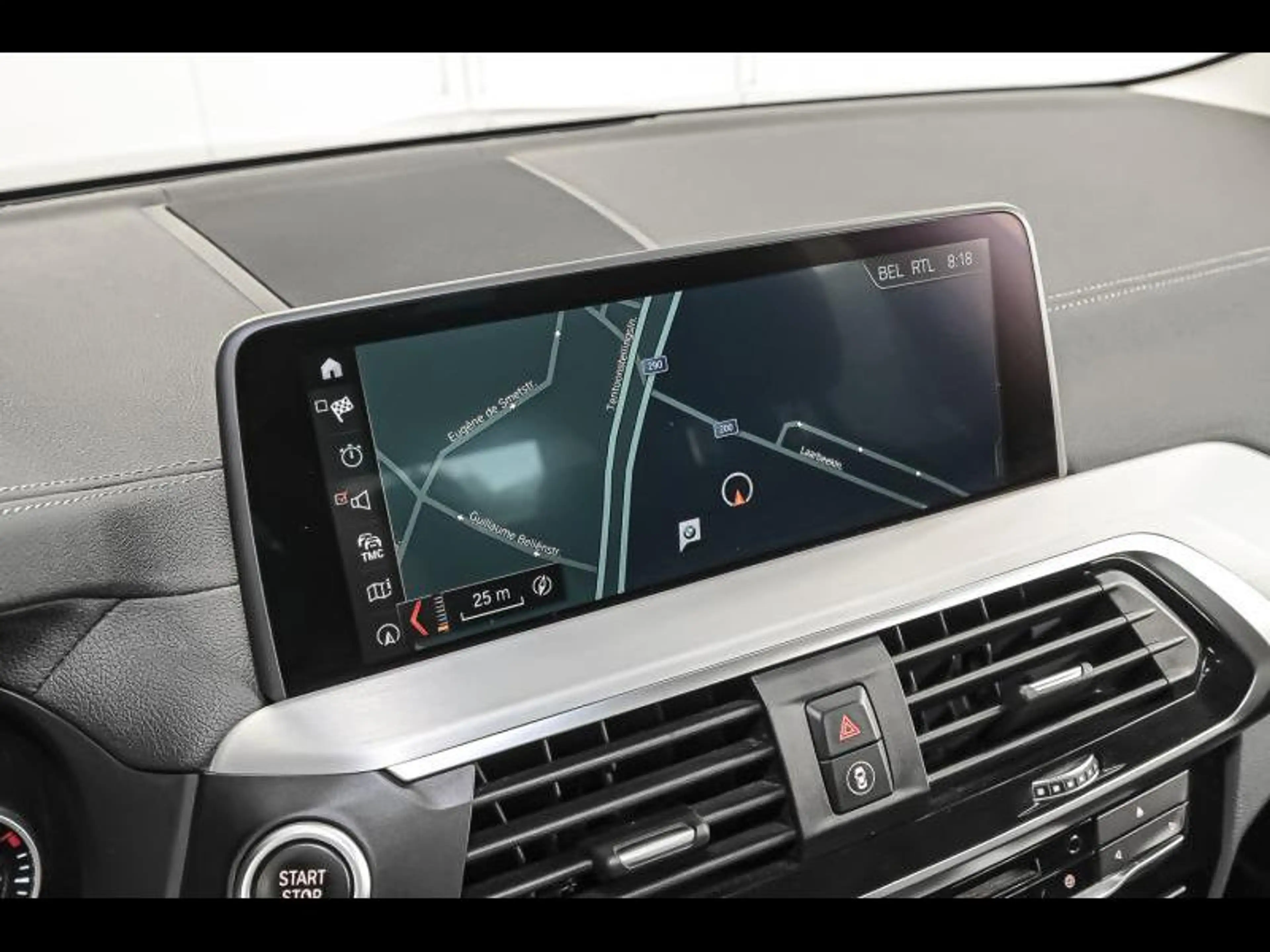 BMW X3 xDrive20i - Luxury Line — photo 14