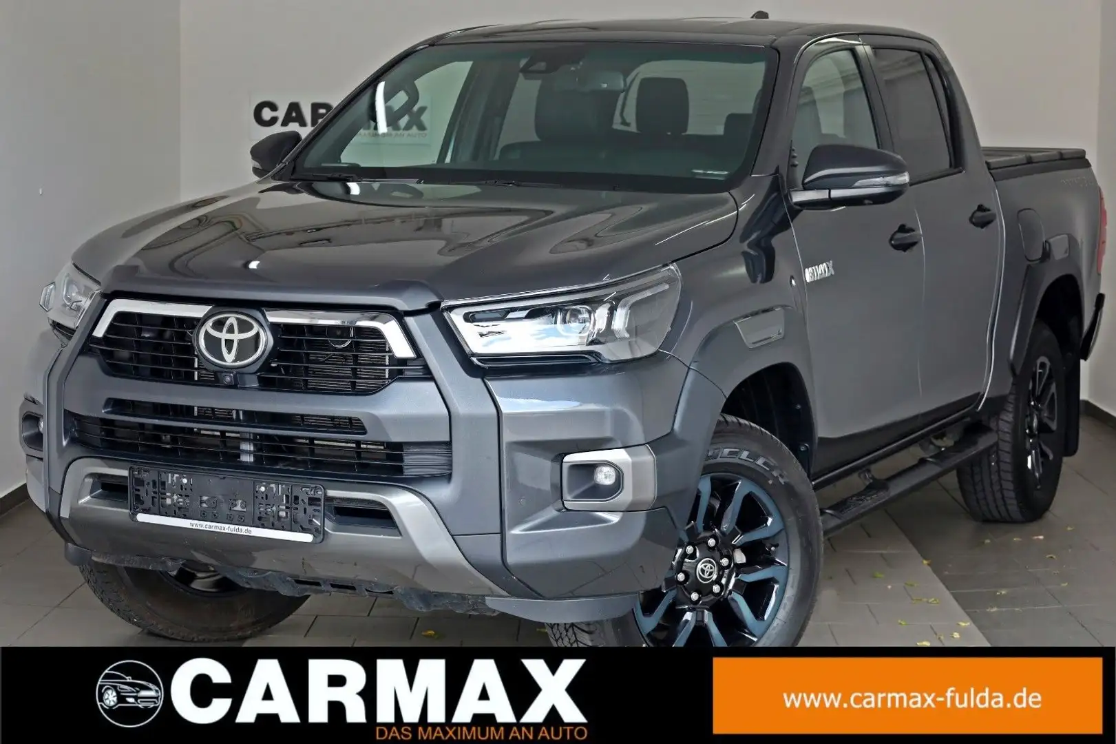 Toyota Hilux 2.8 D-4D Invincible,Leder,ACC,Rollo,AHK Grau - 1