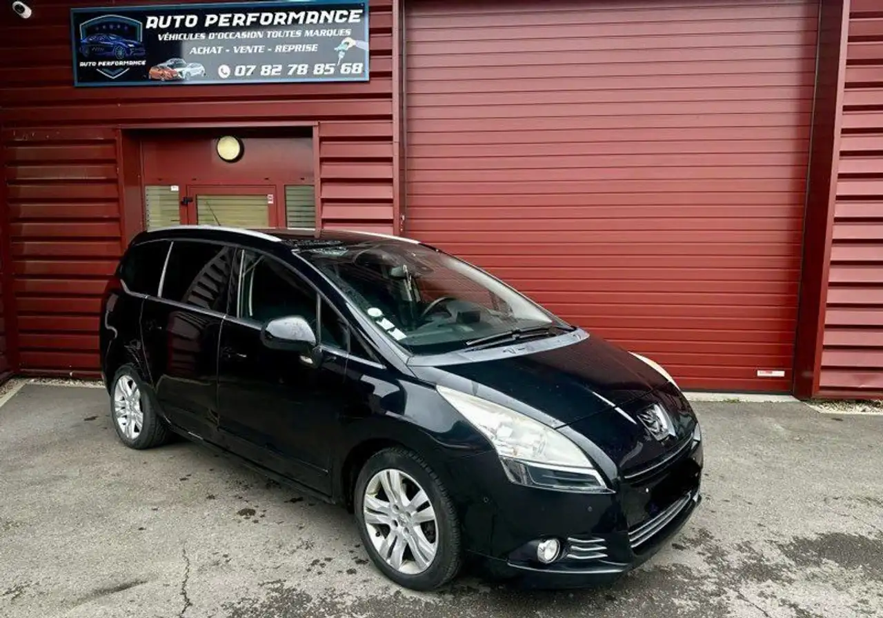 Peugeot 5008 2.0 hdi 150cv allure 7 places gps toit p
