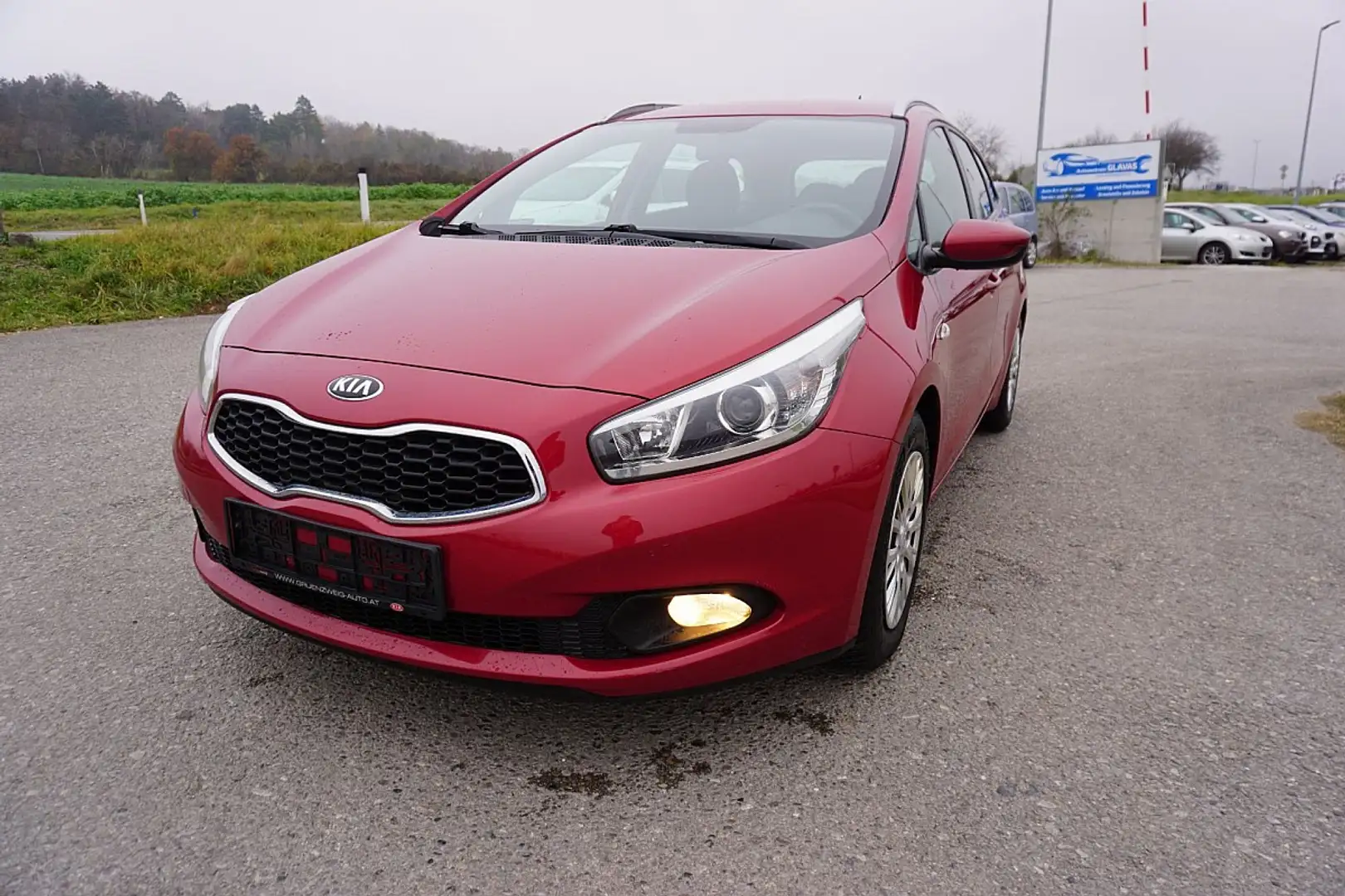 Kia Ceed SW / cee'd SW cee'd Sportswagon ceed SW 1,4 MPI CVVT Cool Rot - 2
