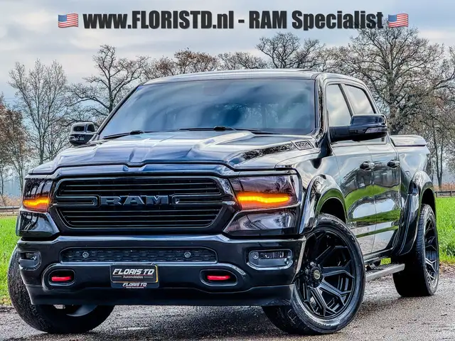 RAM 1500 5.7L HEMI 4X4 401PK BLACK-OPPS WIDE BODY 22 INCH!!