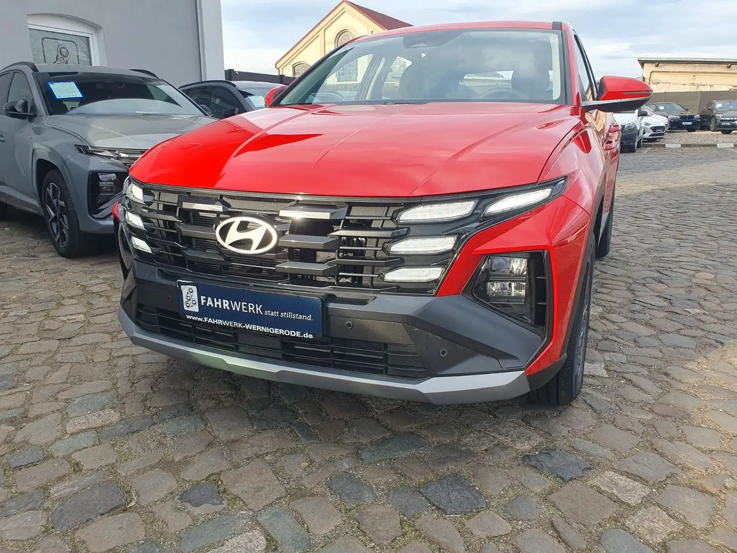 Hyundai TUCSON 1.6 T-GDi HEV 2WD Feel 215 PS System Rot - 1
