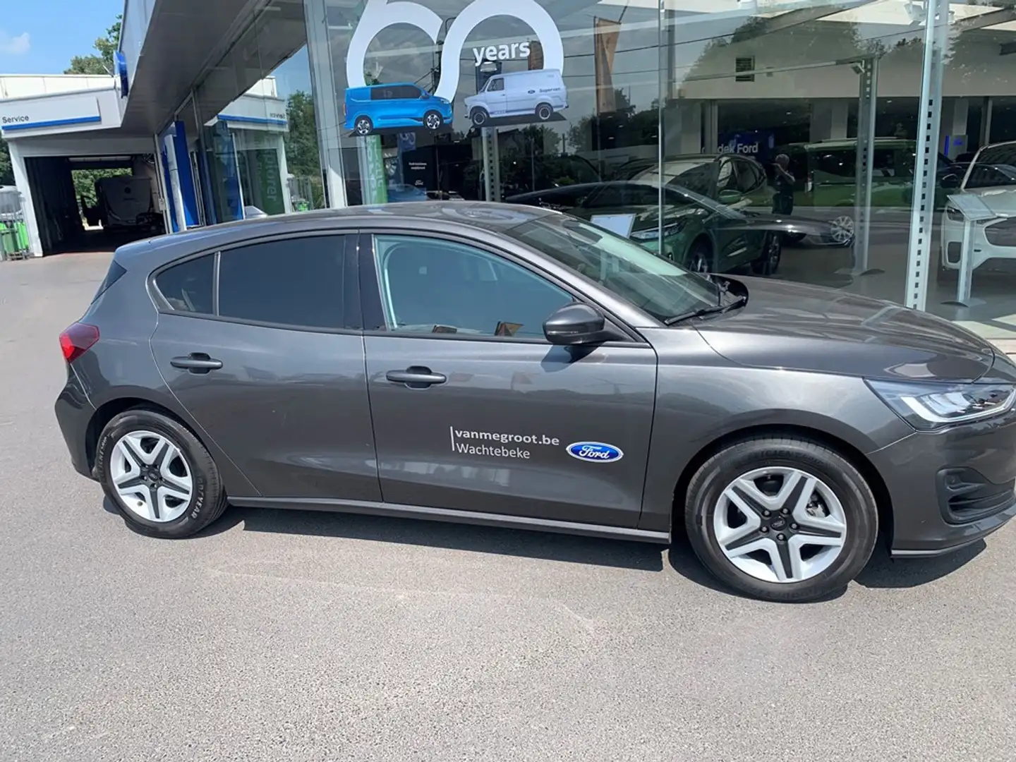 Ford Focus CONNECTED 1.0 125PK MHEV - 6V Grijs - 2