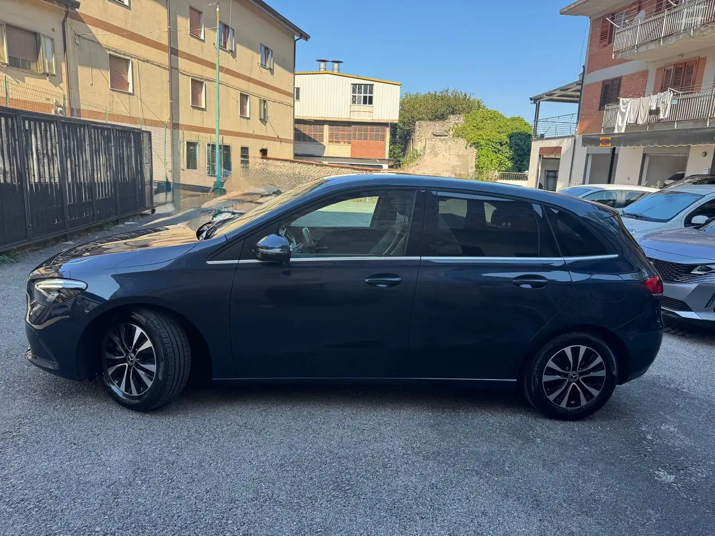 Mercedes-Benz B 180 Classe B - W247 2022 180d Premium auto Bleu - 2