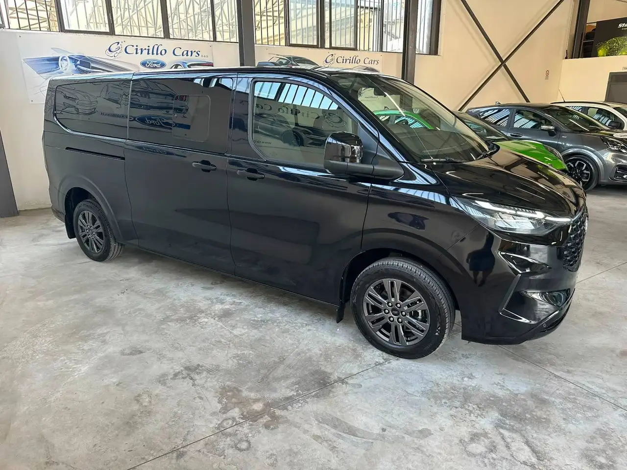 Ford Tourneo Custom 2026