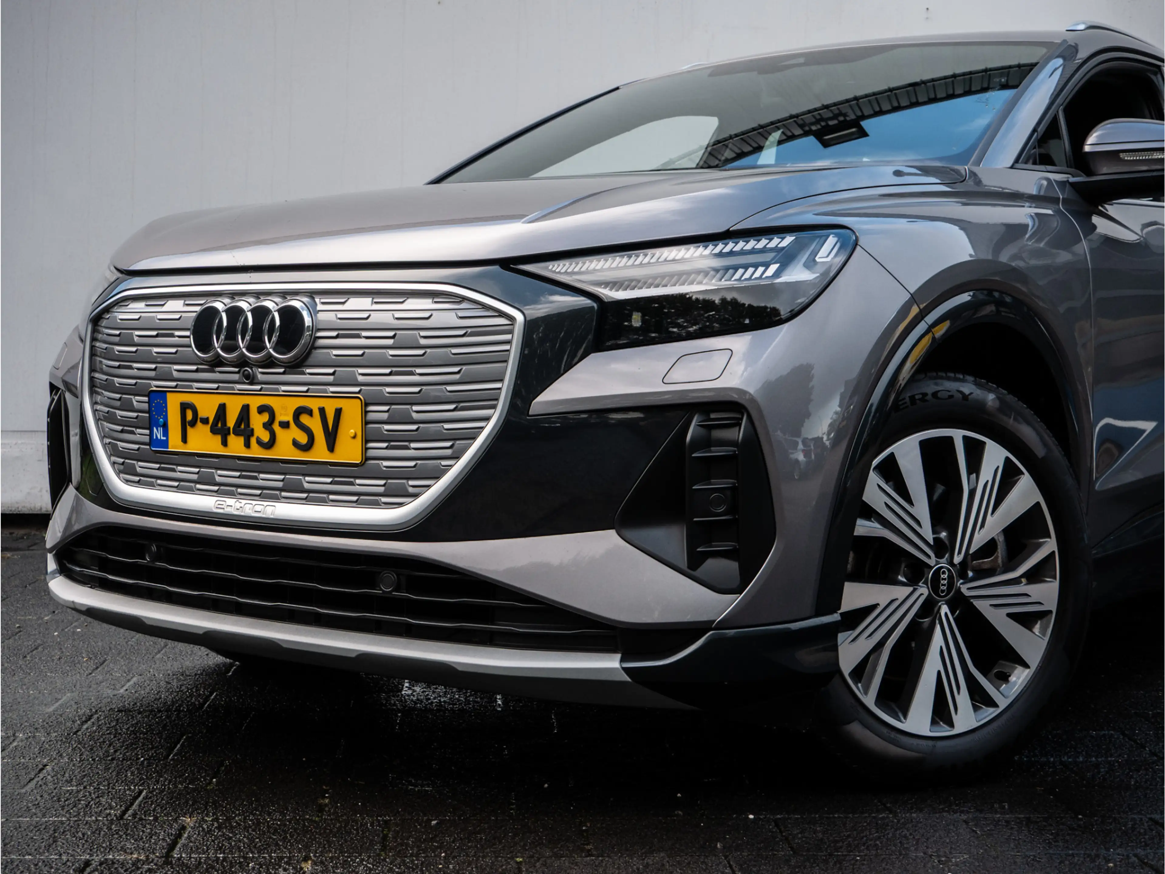 Audi Q4 e-tron 40 Launch edition Advanced 77 kWh SOH 97% Matrix l — photo 2
