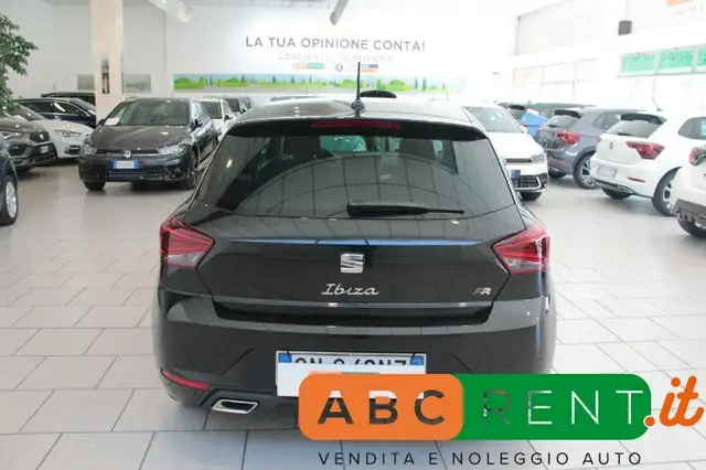Seat Ibiza view 6