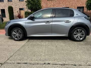 208 Elektromotor 136 Allure Pack