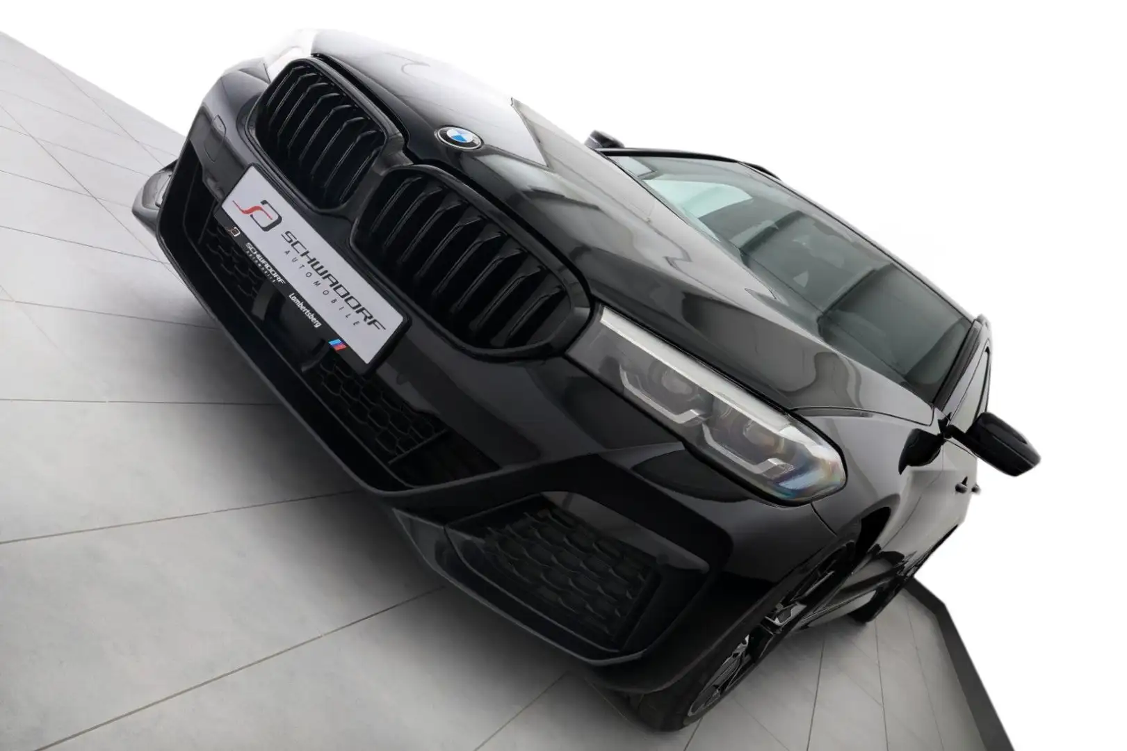 BMW 540 d xDrive Touring M Sport Komfortsitz H&K 19" Schwarz - 2