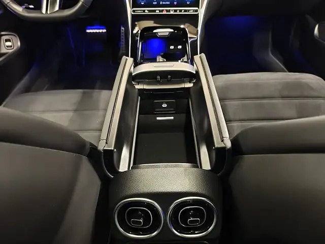 Mercedes-Benz Sonstige CLE 180 Aut. Coupe AMG MEGA-VOLL Ansicht 33