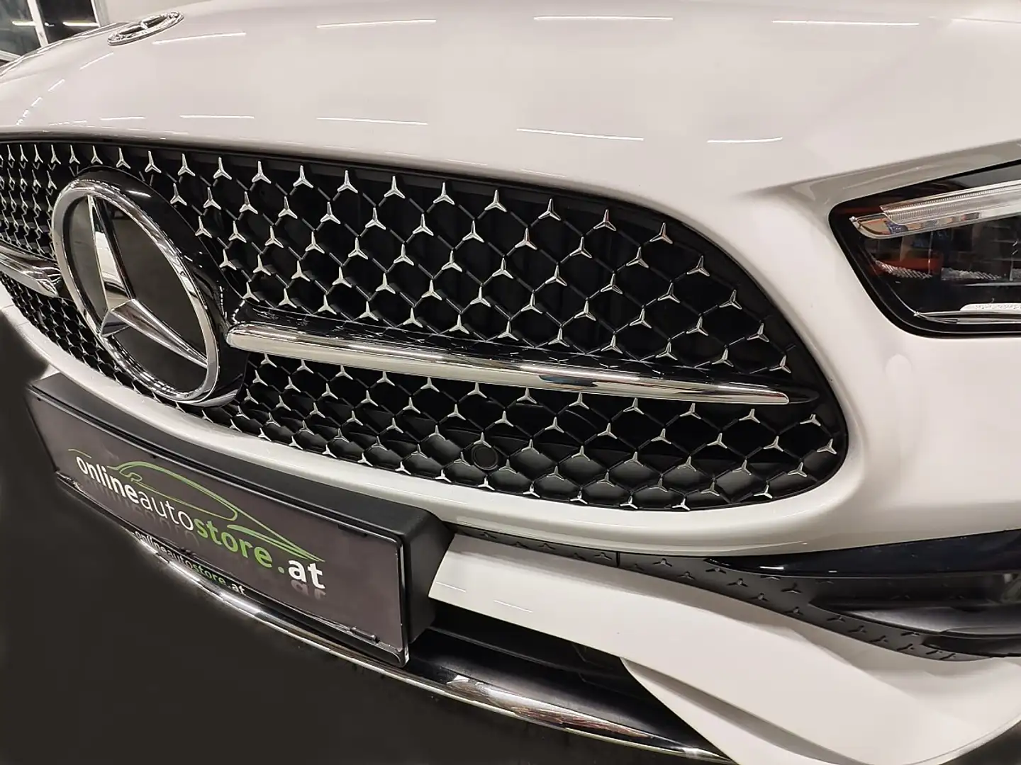 Mercedes-Benz Sonstige CLE 180 Aut. Coupe AMG MEGA-VOLL Weiß - 2