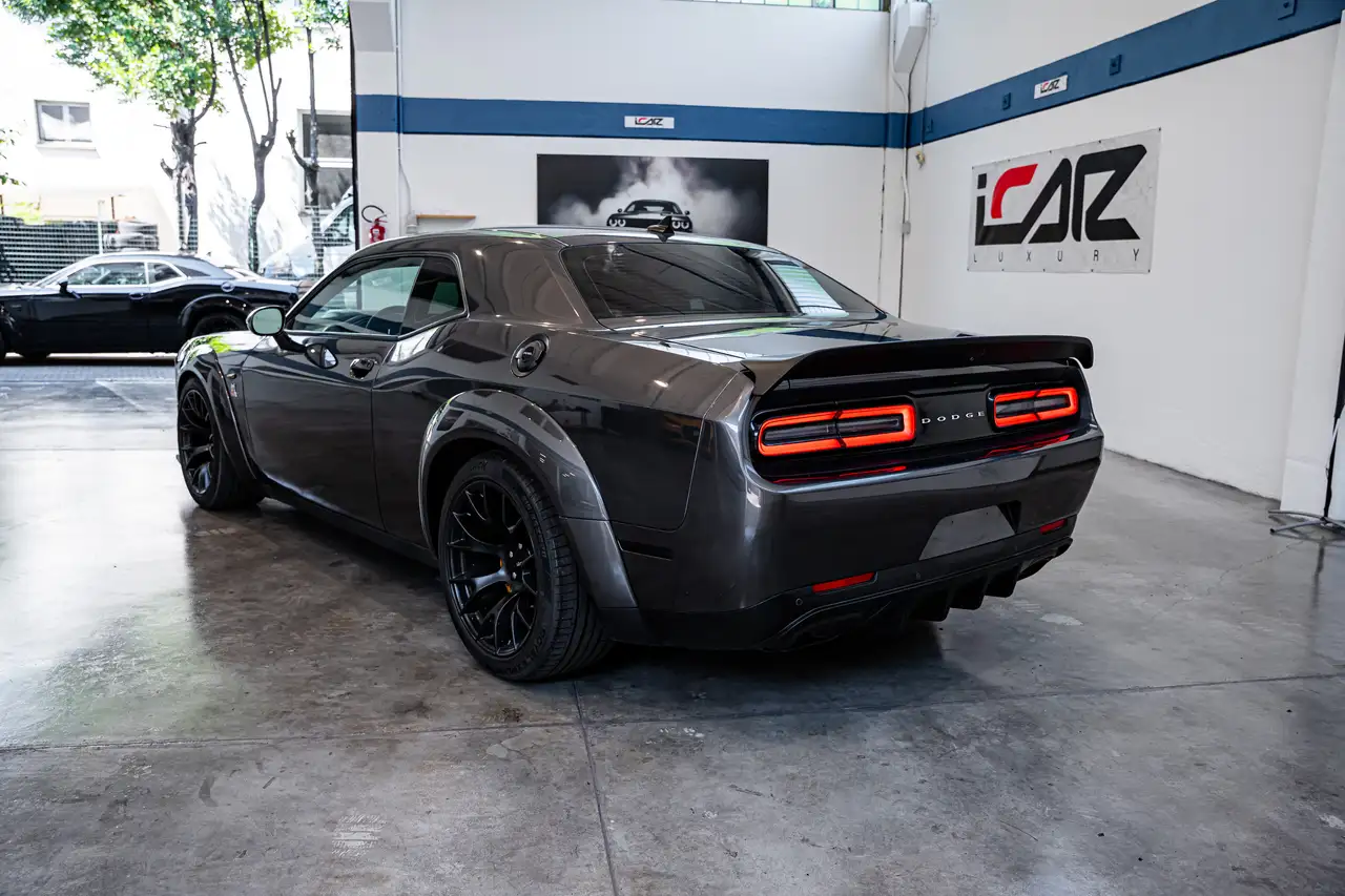 Dodge Challenger 2021
