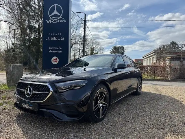 Mercedes-Benz E 300 E Break 300 e PHEV AMG Line (230 kW)