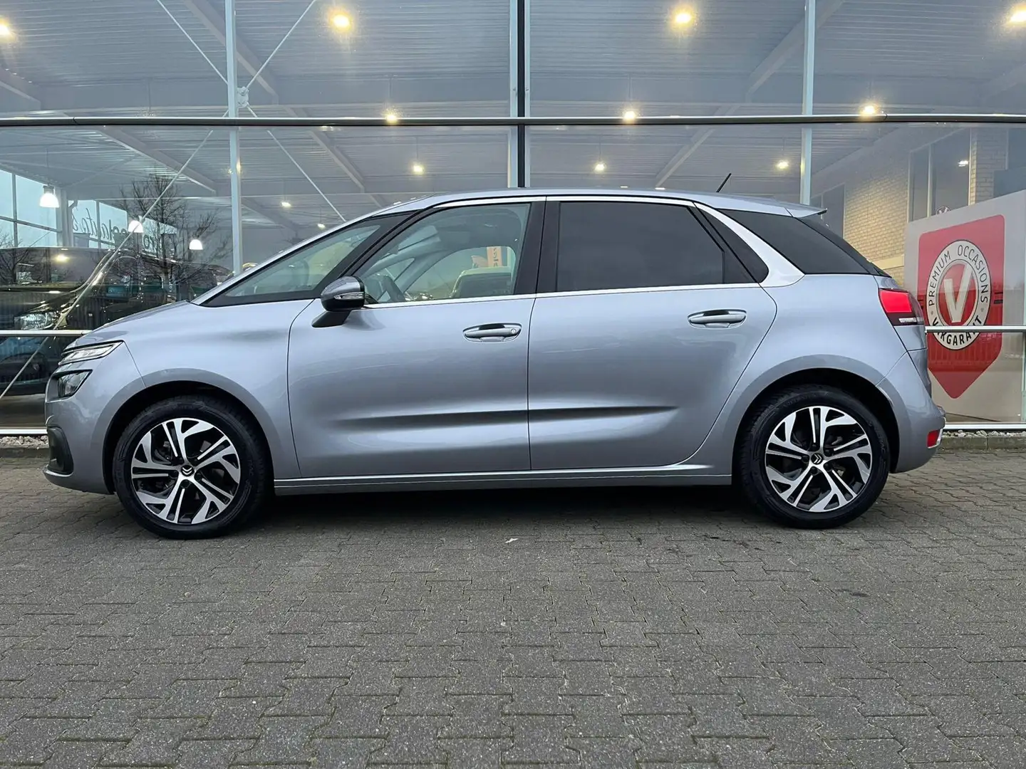 Citroen C4 Picasso 1.2 PureTech Selection Carplay Trekhaak Gris - 2