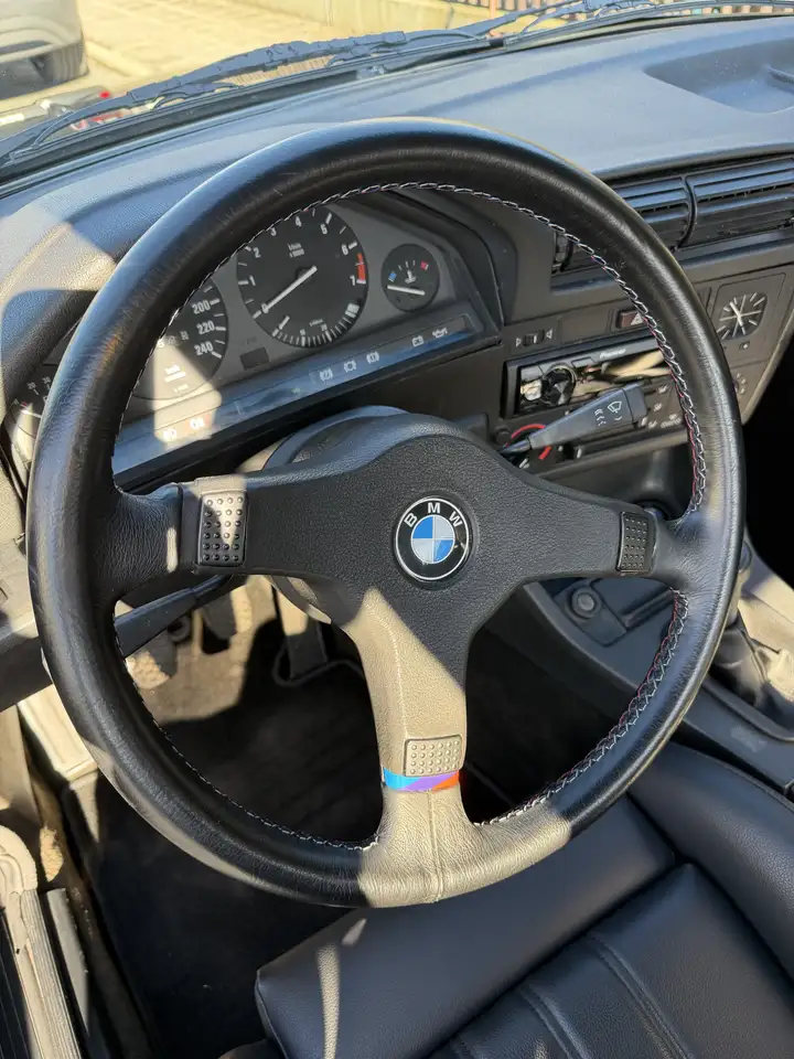 BMW 325 E30 325i, foto 9