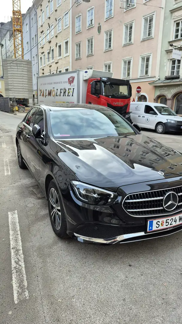 Mercedes-Benz E 220 E 220 d 4Matic Aut. Schwarz - 2