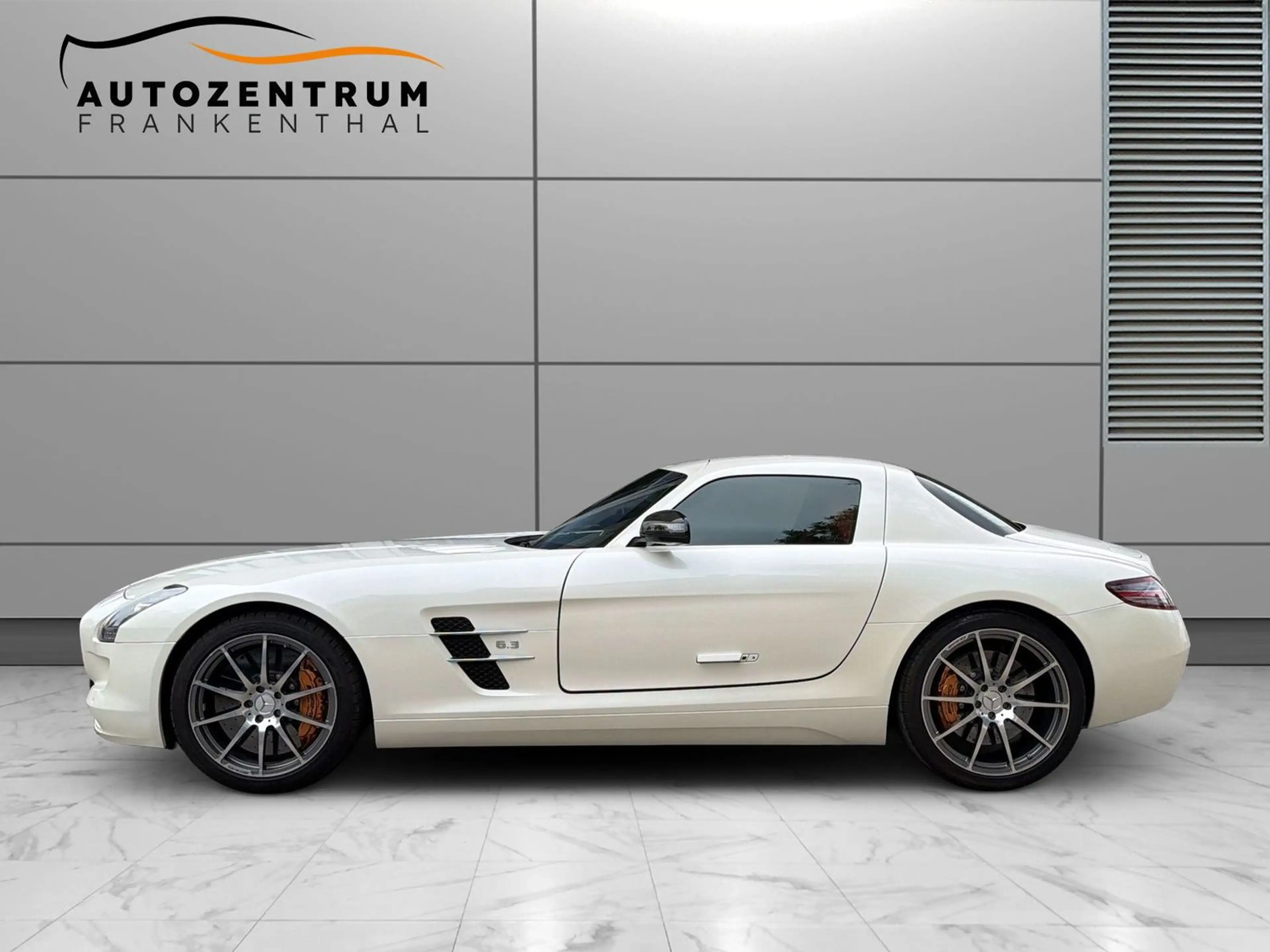 Mercedes-Benz SLS Coupe B&O KERAMIK CARBON DESIGNO MYSTICWHITE — photo 3